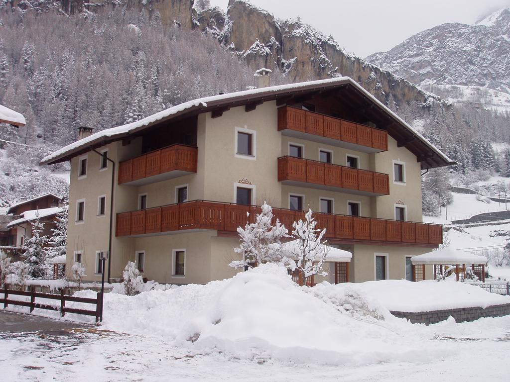 Casa Martinelli Holiday Home Isolaccia Exterior photo
